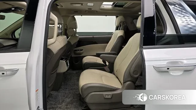 Kia Carnival 4th generation 2021 Белый из Кореи, фото 3