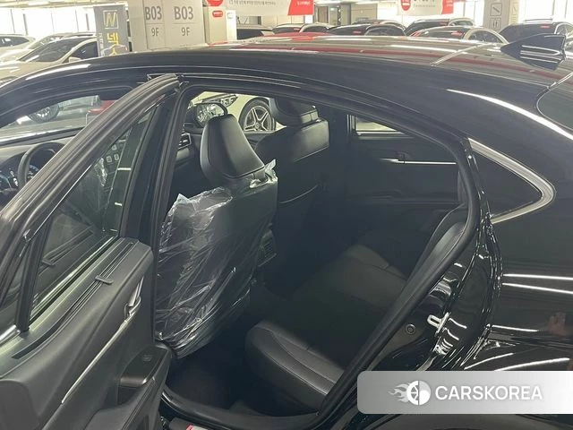 Toyota Camry (XV80) 2026 Черный из Кореи, фото 3