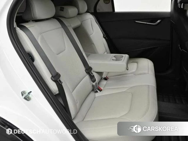 Kia Di Ol Nu Niro 2022 Белый из Кореи, фото 3