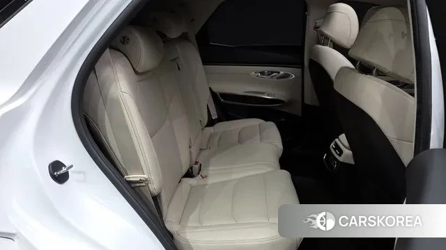 Genesis GV70 2021 Белый из Кореи, фото 3