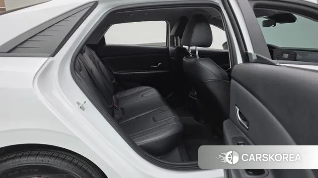 Hyundai Avante (CN7) 2021 Белый из Кореи, фото 3