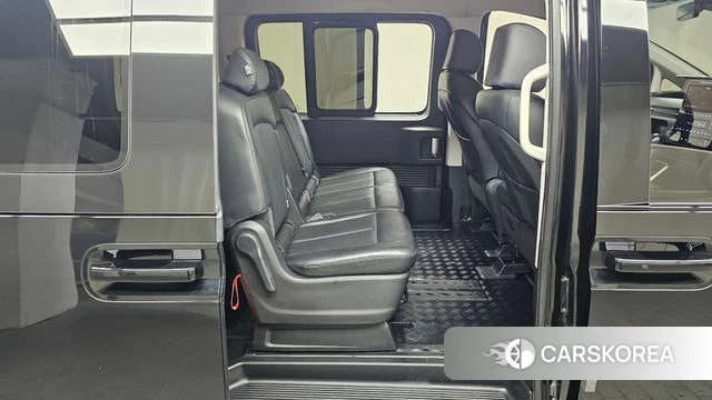 Hyundai Staria 2021 Черный из Кореи, фото 3