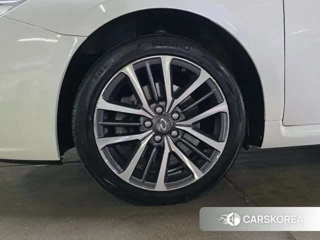 Renault Korea (Samsung) SM7 Nova 2019 Серебряный из Кореи, фото 3