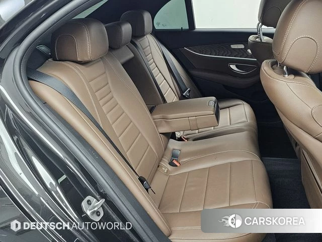 Mercedes-Benz E-Class W213 2023 Серый из Кореи, фото 3