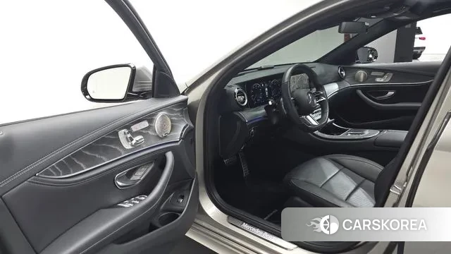 Mercedes-Benz E-Class W213 id 2884762 из Кореи 3