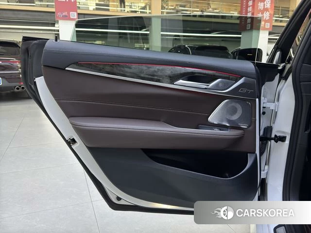 BMW 6 series GT 2023 Белый из Китая, фото 3