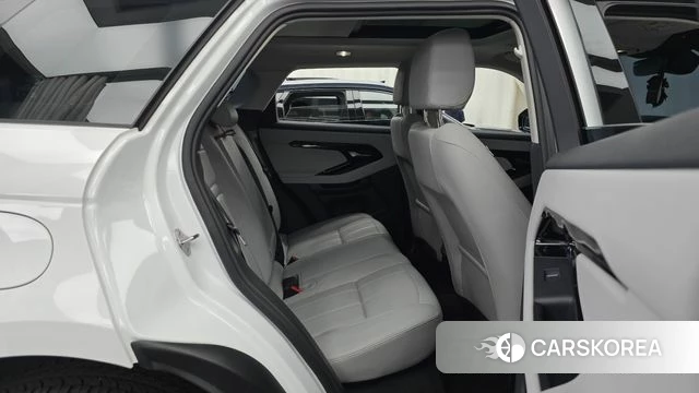 Land Rover Range Rover Evoque 2nd Generation 2025 Белый из Кореи, фото 3