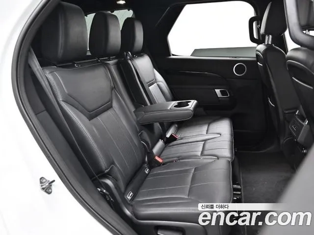 Land Rover Discovery 5 2019 Жемчужный цвет из Кореи, фото 3