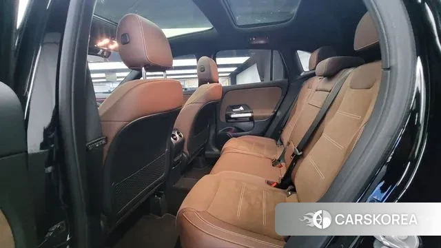 Mercedes-Benz GLA - Class H247 2025 Черный из Кореи, фото 3