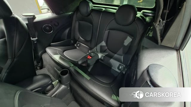 Mini Cooper Convertible 2019 Песочный из Кореи, фото 3