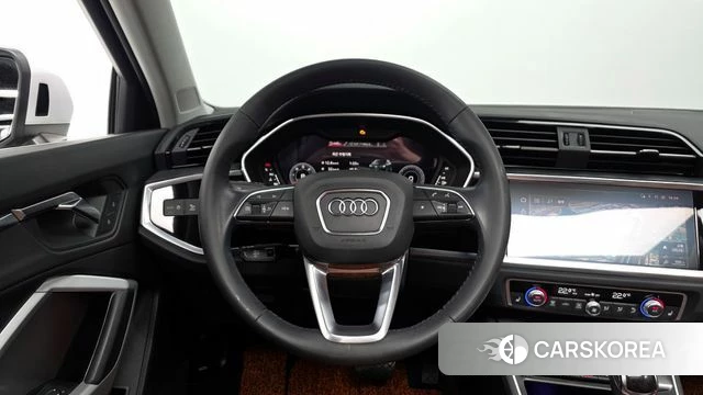 Audi Q3 (F3) 2020 Белый из Кореи, фото 3