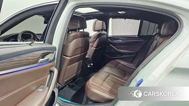 BMW 5 Series (G30) id 3493949 из Кореи 3