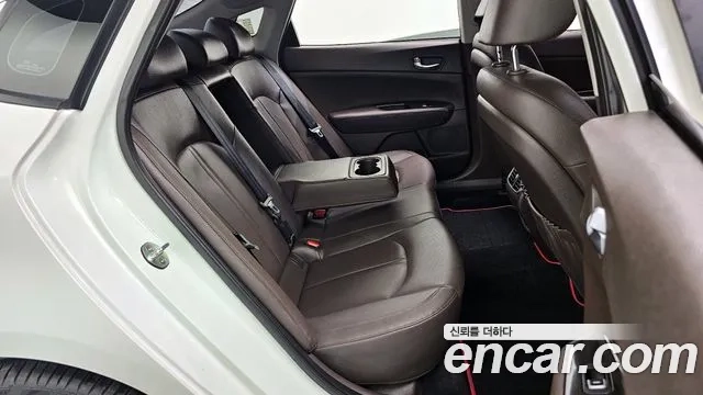 Kia The New K5 2nd generation 2018 Белый из Кореи, фото 3