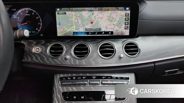 Mercedes-Benz E-Class W213 2022 Черный из Кореи, фото 3