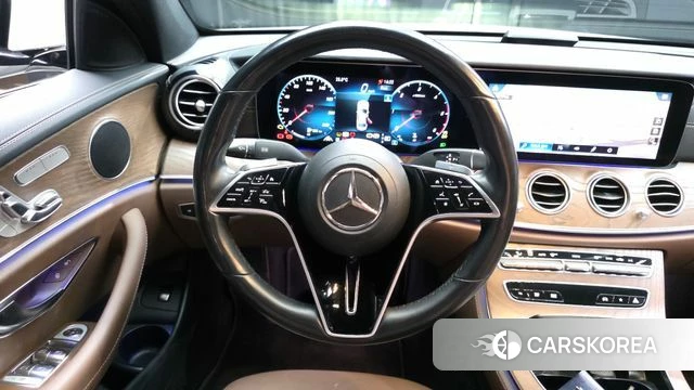 Mercedes-Benz E-Class W213 2021 Белый из Кореи, фото 3