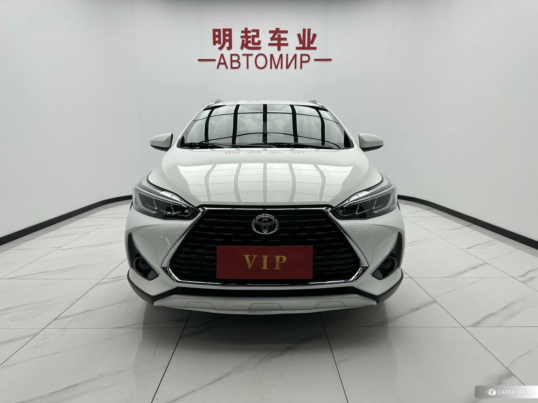 Toyota Yaris L 2021 Белый из Китая, фото 3