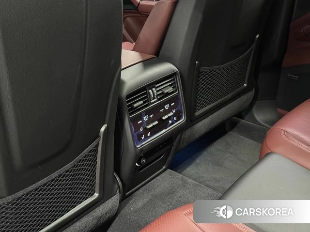 Porsche Cayenne (PO536) 2024 Черный из Кореи, фото 3