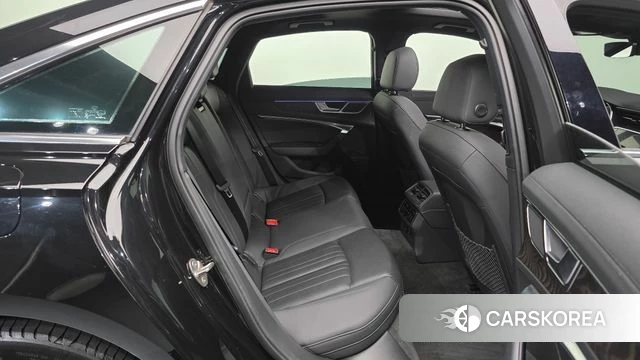 Audi A6 (C8) 2020 Черный из Кореи, фото 3