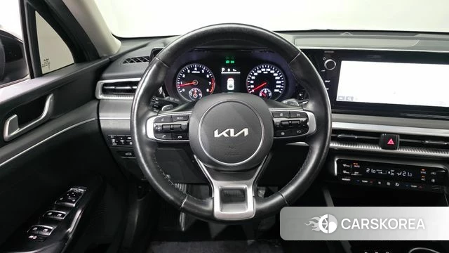 Kia K5 3rd generation 2022 Черный из Кореи, фото 3