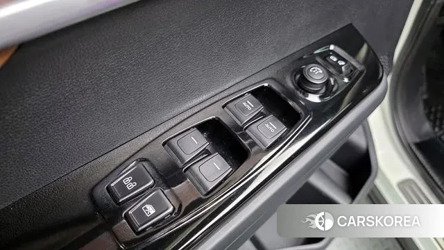 Ssangyong Torres 2023 Белый из Кореи, фото 3