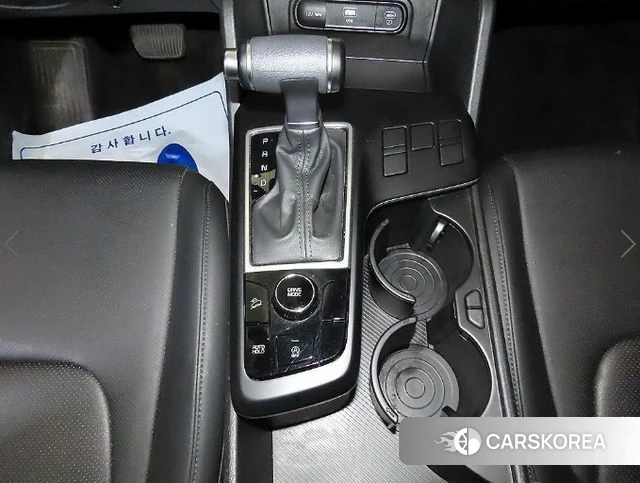 Kia Sportage 5th Generation 2022 Серебристо-серый из Кореи, фото 3