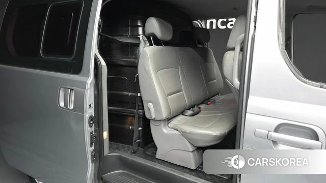 Hyundai The New Grand Starex 2018 Серебристо-серый из Кореи, фото 3