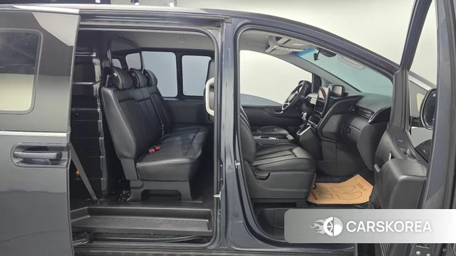 Hyundai Staria 2022 Серый из Кореи, фото 3