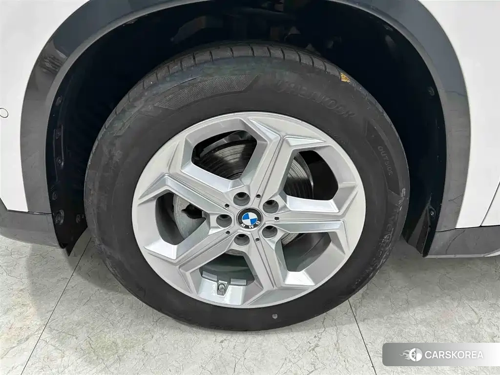 BMW X1 2023 Белый из Китая, фото 3