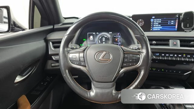 Lexus UX250h 2019 Серый из Кореи, фото 3