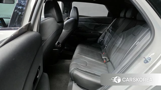 Hyundai The New Avante (CN7) 2025 Серебристо-серый из Кореи, фото 3