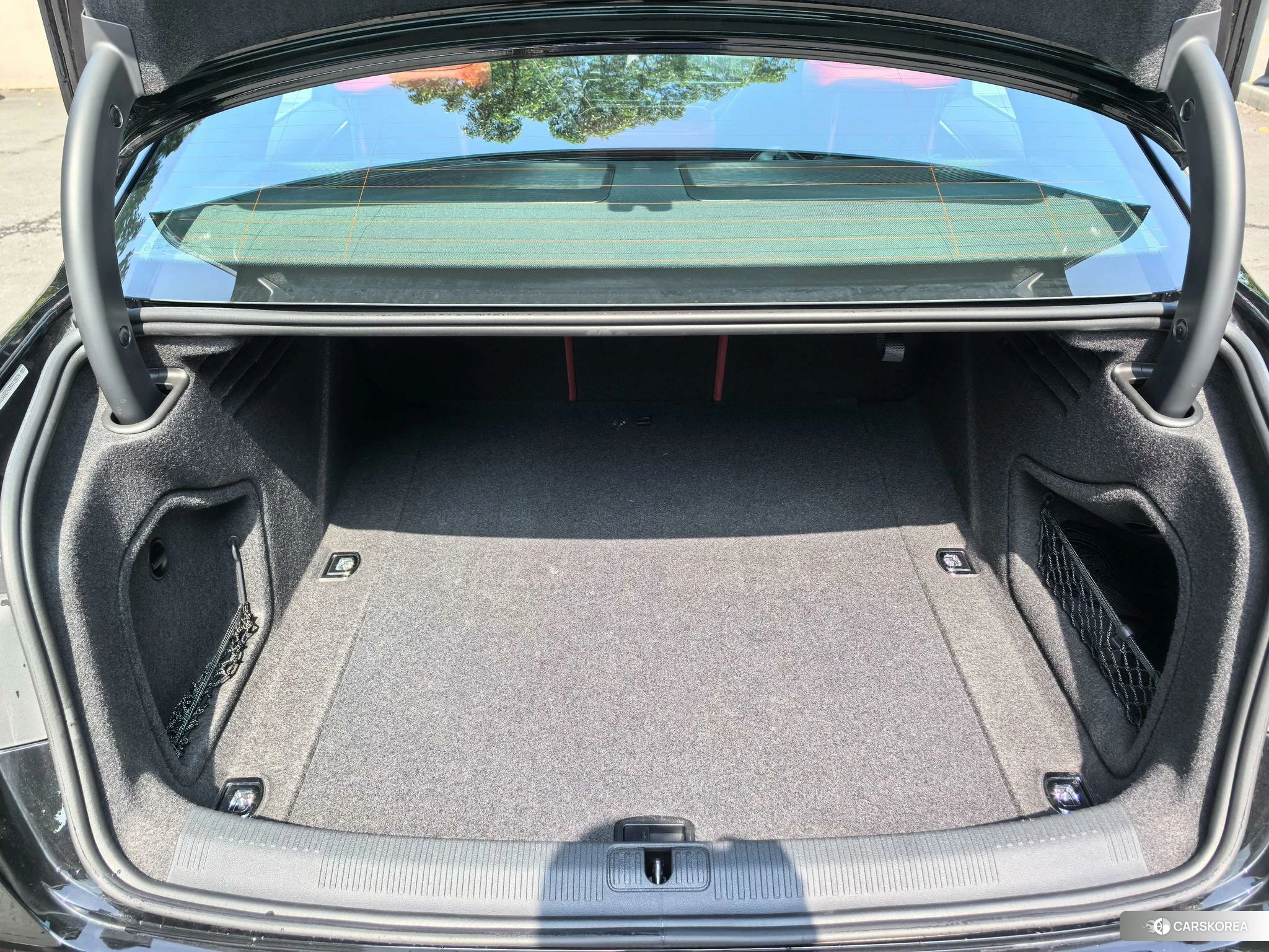 Audi S4 2023 Черный из Китая, фото 3