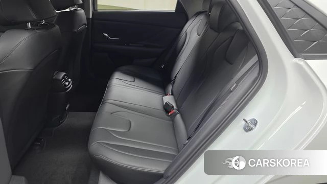 Hyundai The New Avante (CN7) 2026 Белый из Кореи, фото 3