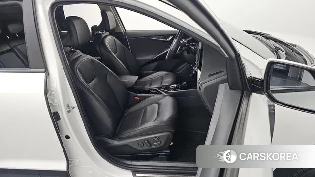 Kia Di Ol Nu Niro id 3660098 из Кореи 3