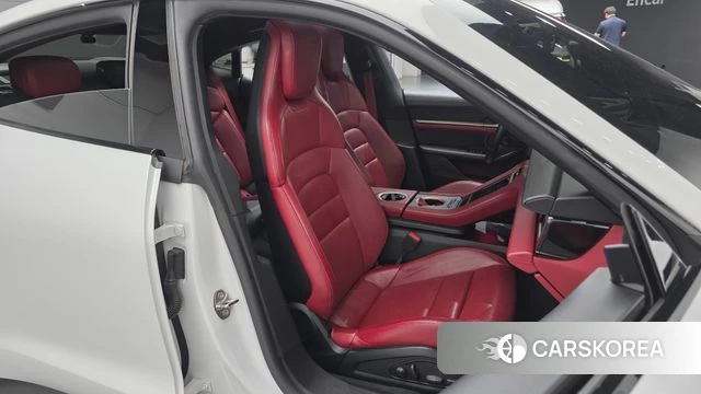 Porsche Taycan 2022 Белый из Кореи, фото 3