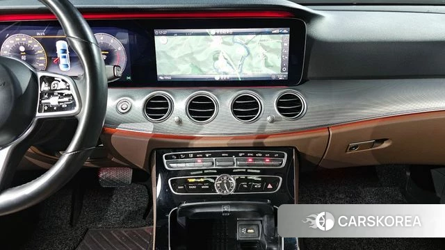 Mercedes-Benz E-Class W213 2020 Черный из Кореи, фото 3