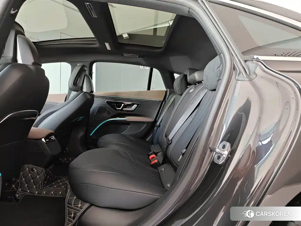 Mercedes-Benz EQS 2025 Silver/gray из Китая, фото 3