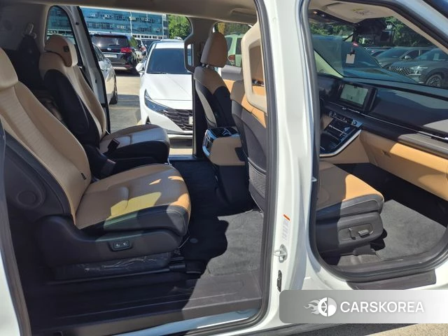 Kia Carnival 4th generation 2023 Белый из Кореи, фото 3
