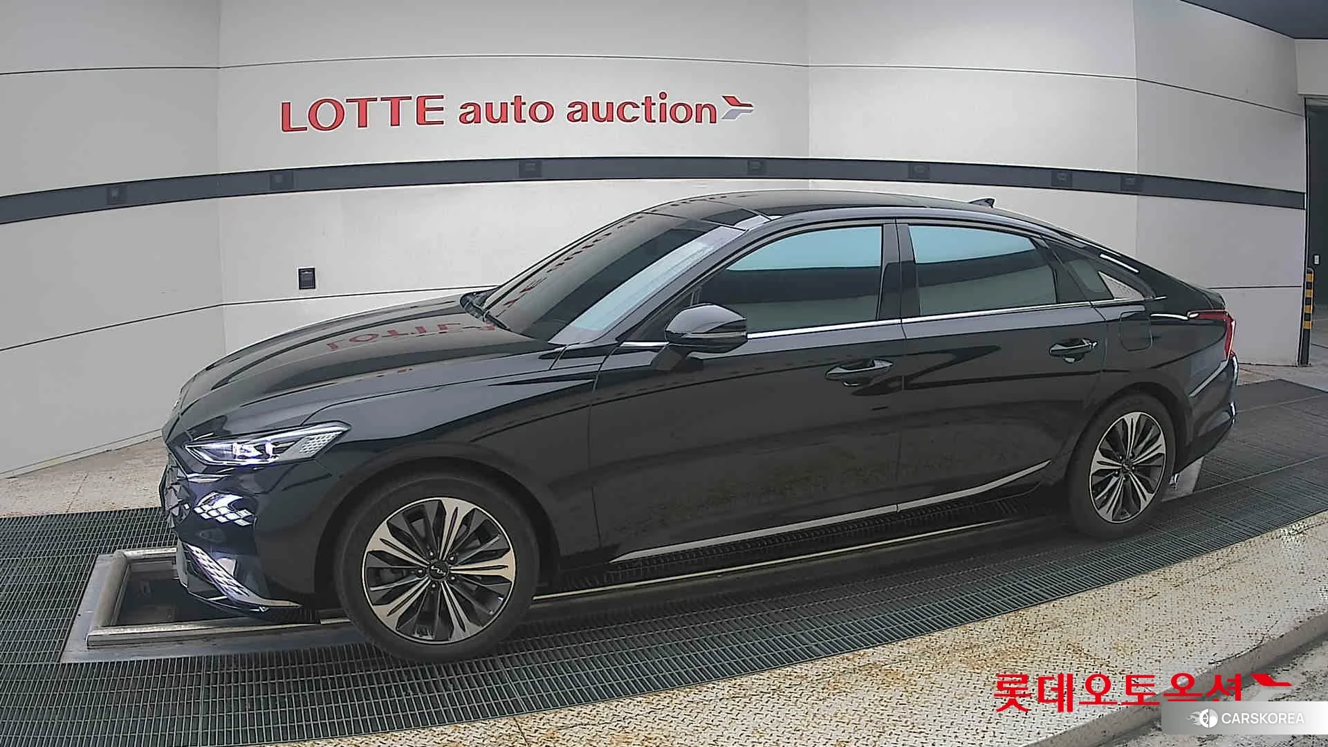 Kia K8 2023 Aurora Black Pearl из Кореи, фото 3