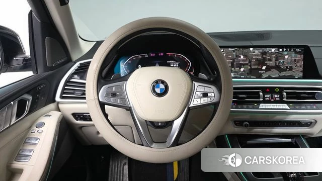 BMW X7 (G07) 2021 Белый из Кореи, фото 3