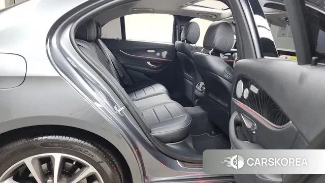 Mercedes-Benz E-Class W213 2019 Серый из Кореи, фото 3