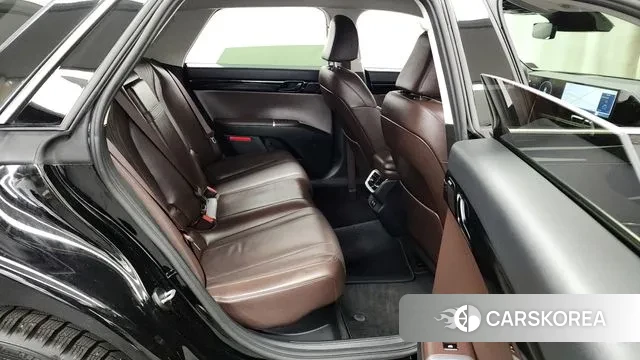 Hyundai Grandeur Hybrid (GN7) 2023 Черный из Кореи, фото 3