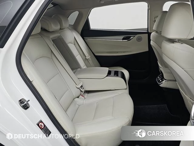 Hyundai The New Grandeur IG Hybrid 2022 Белый из Кореи, фото 3