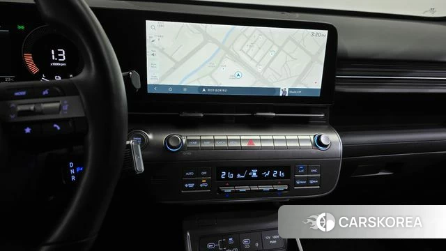 Hyundai Kona Hybrid (SX2) 2023 Белый из Кореи, фото 3