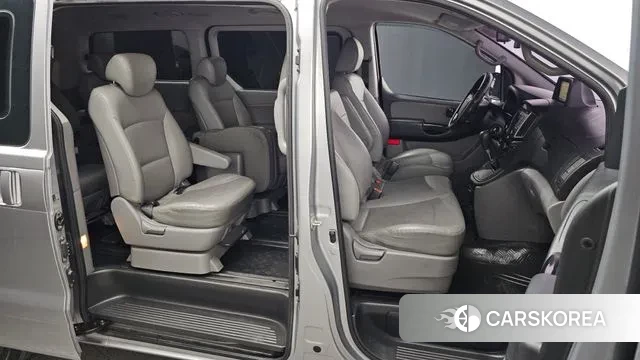 Hyundai The New Grand Starex 2018 Серебряный из Кореи, фото 3