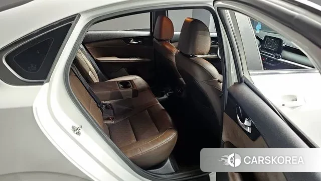 Kia Come New K3 2018 Белый из Кореи, фото 3