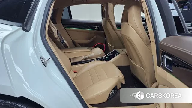 Porsche Panamera (971) 2018 Белый из Кореи, фото 3