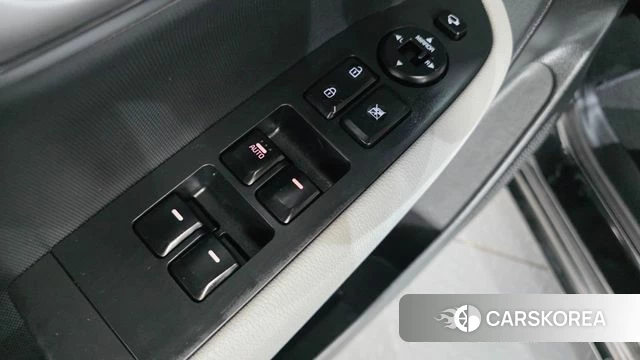 Kia The New Kia Ray 2023 Черный из Кореи, фото 3