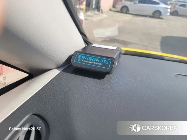 Hyundai The New Grand Starex 2018 Желтый из Кореи, фото 3