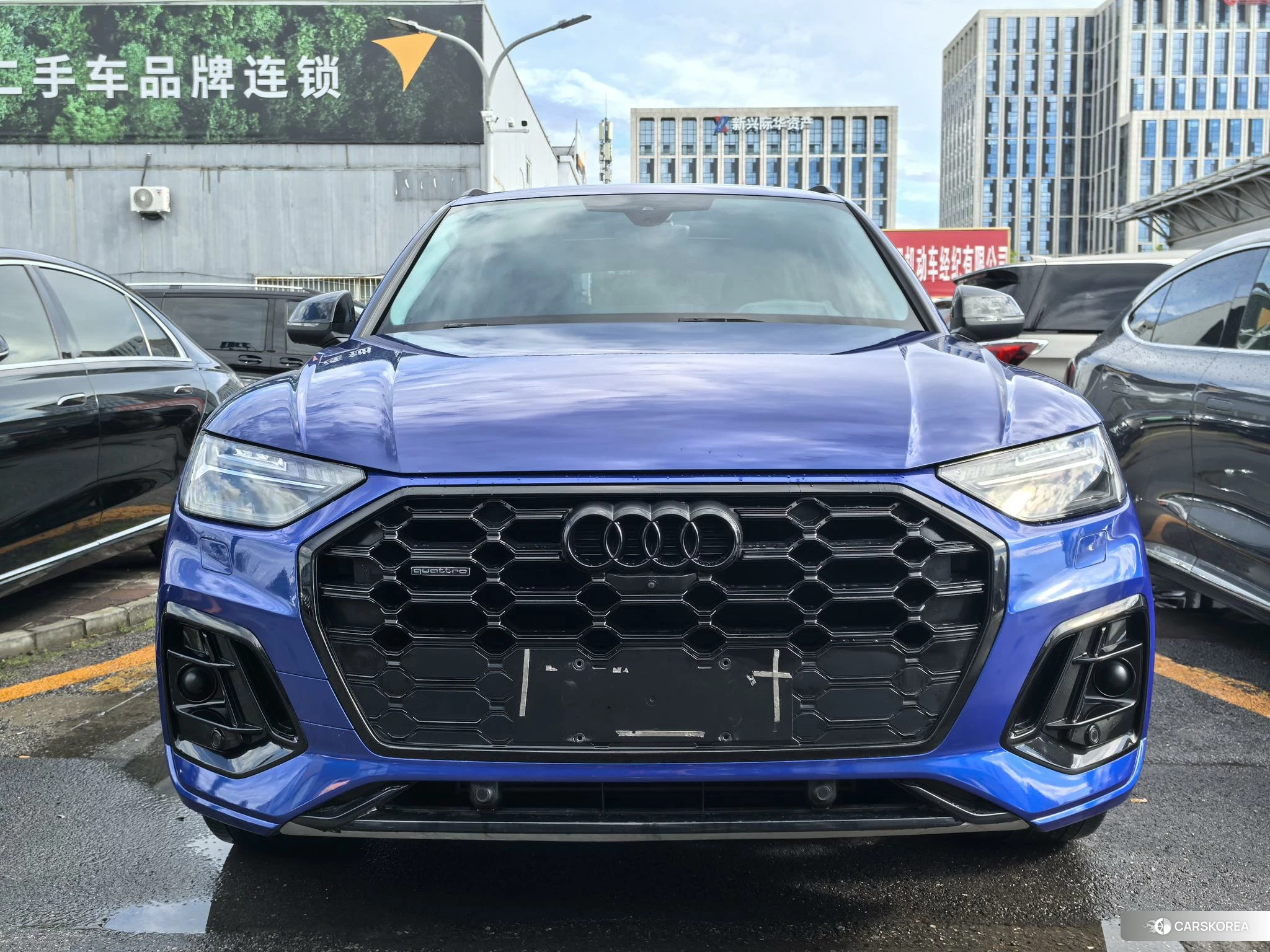 Audi Q5L 2021 Синий из Китая, фото 3