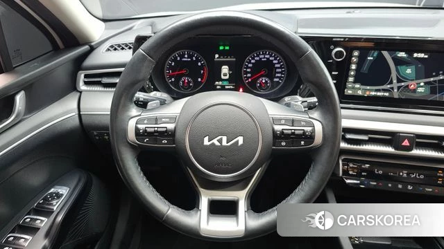 Kia K5 3rd generation 2023 Белый из Кореи, фото 3
